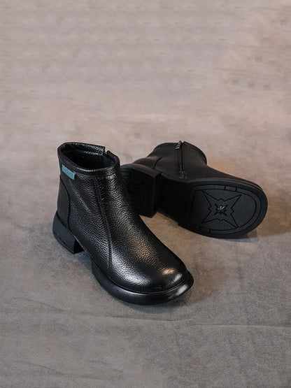 Finely Styled Boots with a Classic Vintage Look