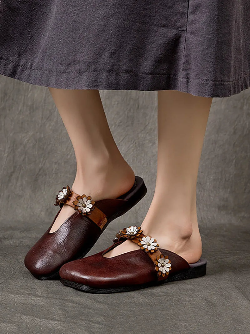 Elegantly Styled Slippers for Everyday Wear
