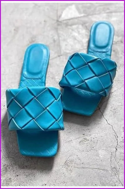 Vintage Style Slippers with a Modern Fit