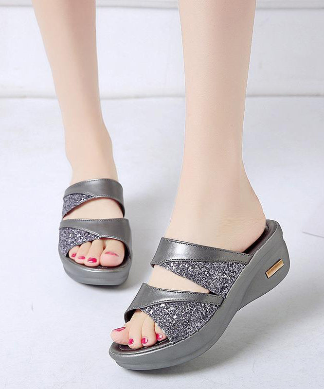 Classic Vintage Heels with a Flattering Fit