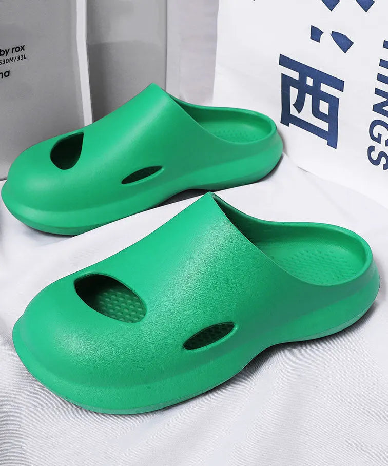 Elegantly Styled Slippers for Everyday Wear