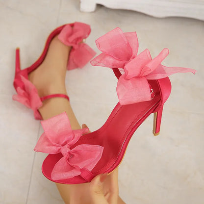 Thoughtfully Designed Shoes in a Timeless Style