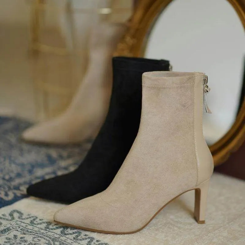 Vintage Style Heels with a Modern Fit
