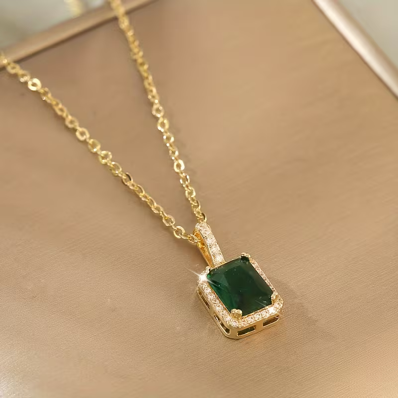 Classic Necklace with Timeless Appeal