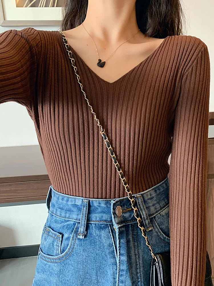 JO | Basic knitted V-neck sweater
