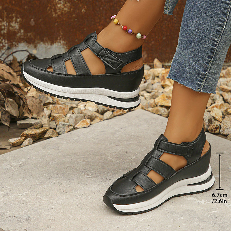KS | Closed toe sandals